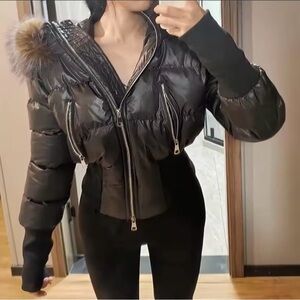 Vintage Y2K Black Puffer Jacket with Fur Trim